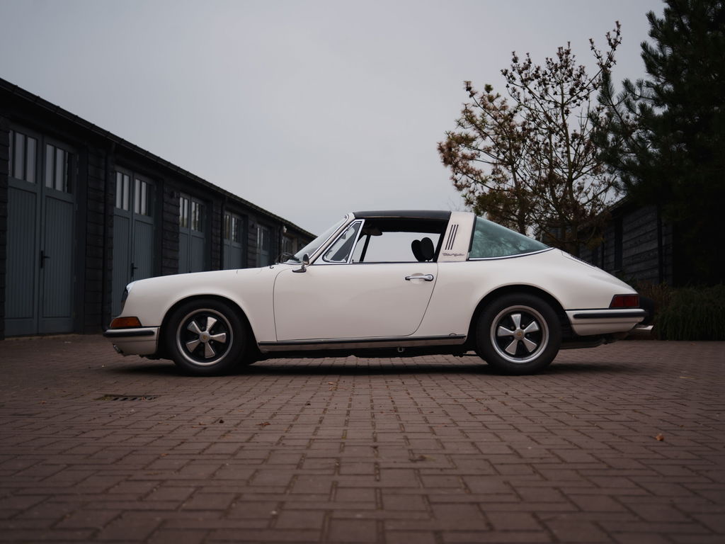 Porsche 911 T (US)