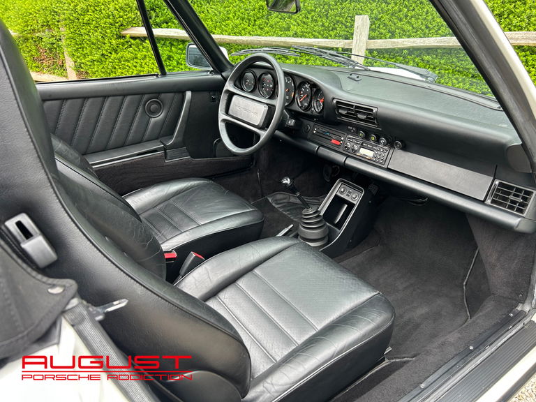 Porsche 911 Carrera 3.2