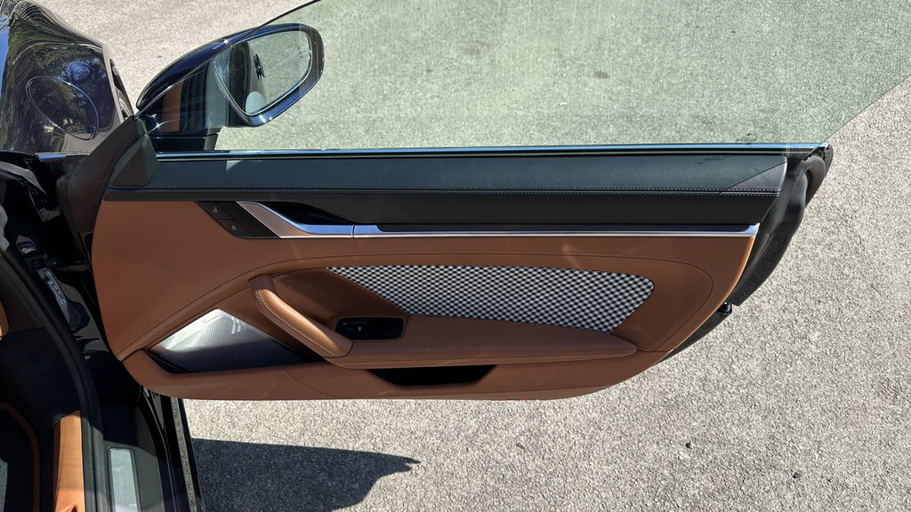 Porsche 992 Sport Classic