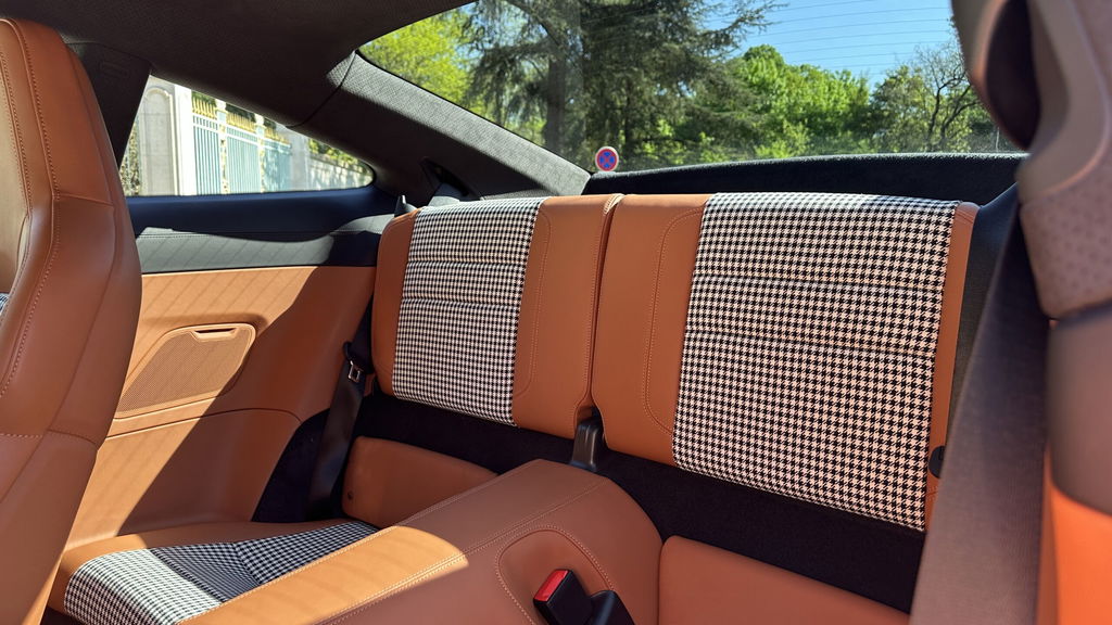 Porsche 992 Sport Classic