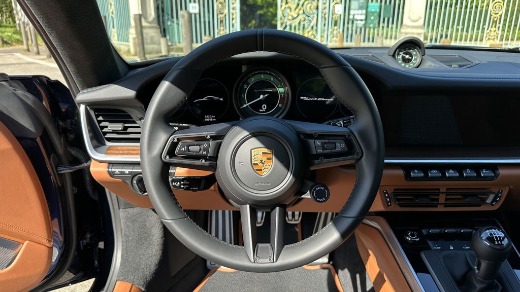 Porsche 992 Sport Classic