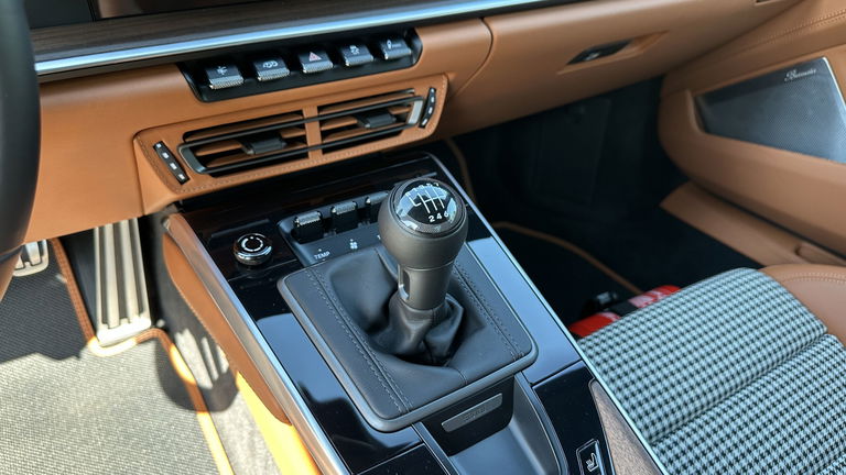 Porsche 992 Sport Classic