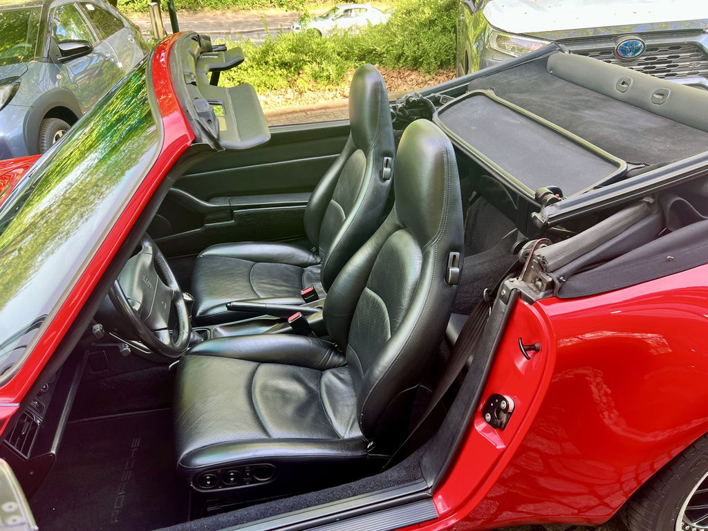 Porsche 993 Carrera 4