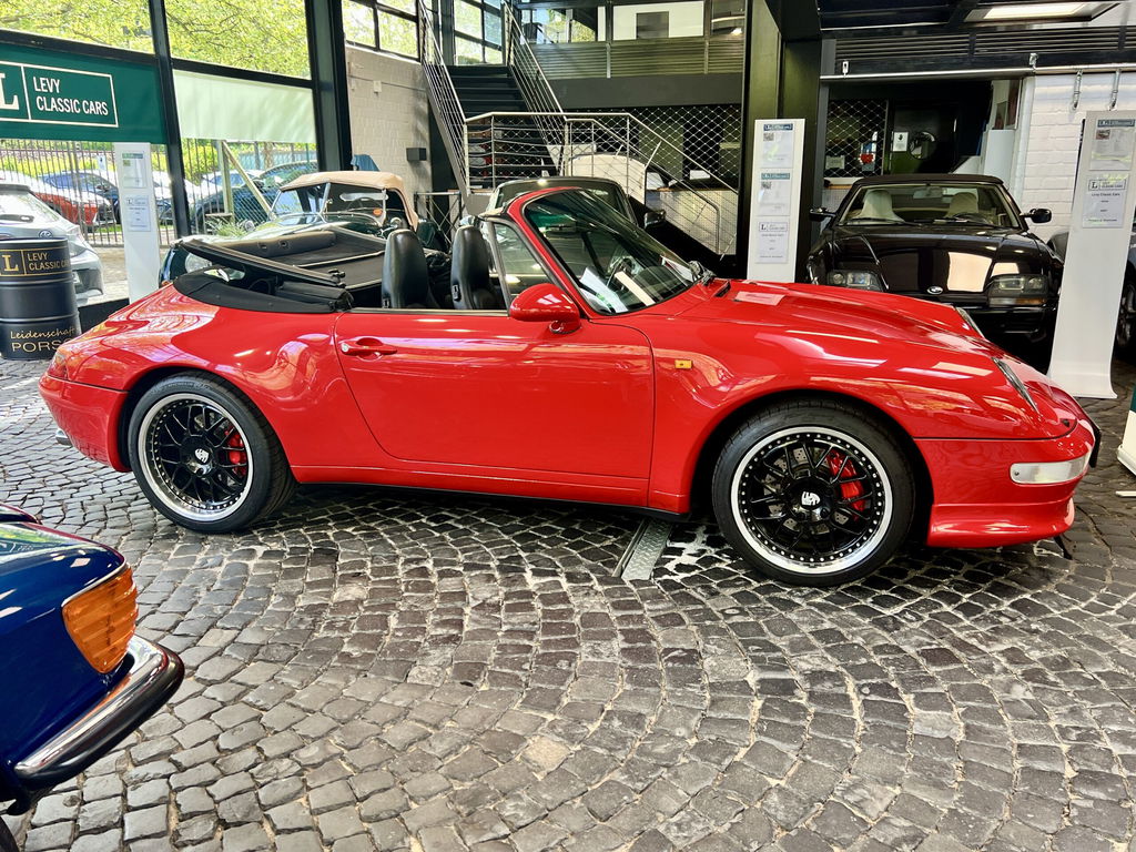 Porsche 993 Carrera 4