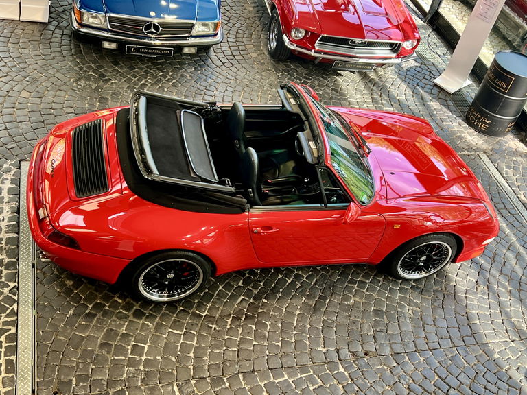 Porsche 993 Carrera 4