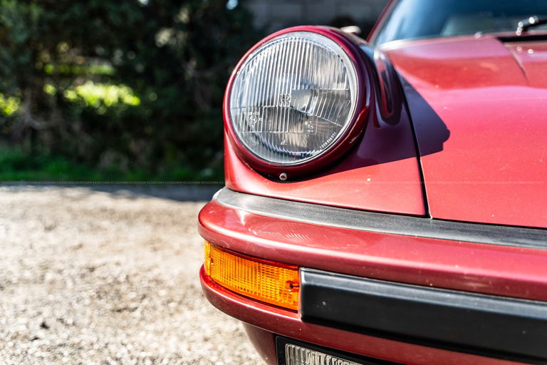 Porsche 911 Carrera 3.2