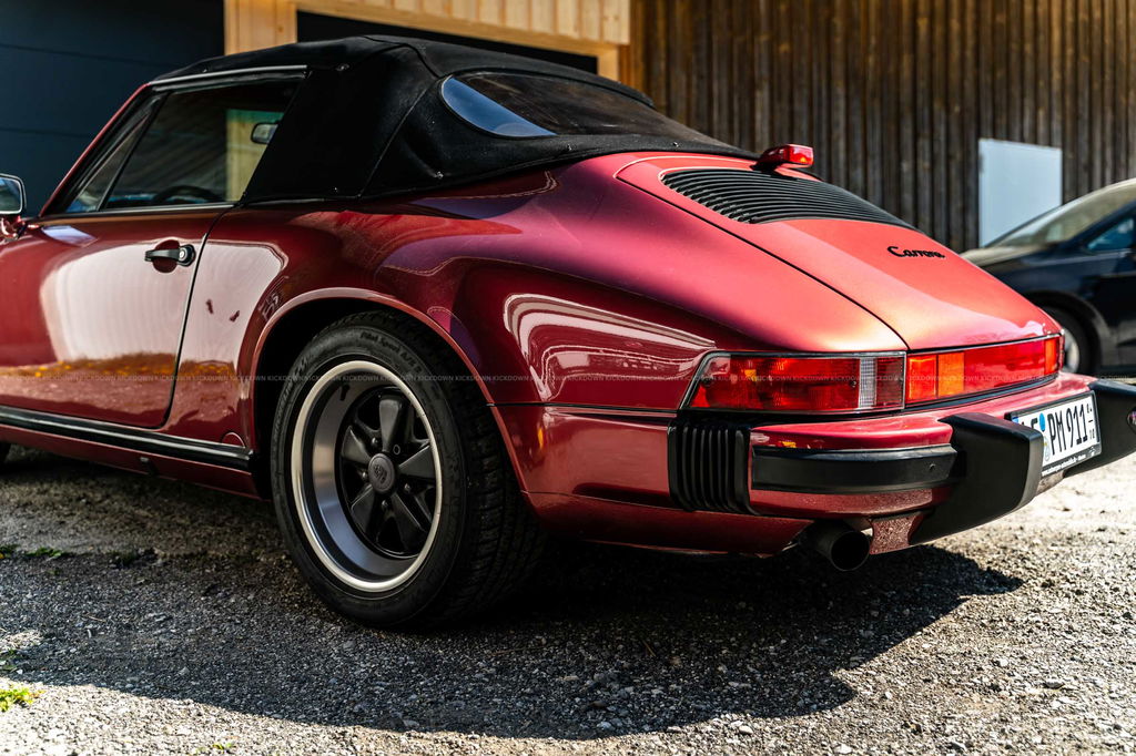 Porsche 911 Carrera 3.2