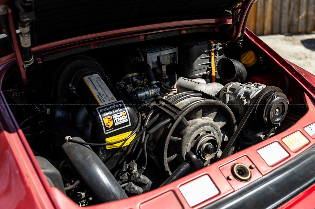 Porsche 911 Carrera 3.2