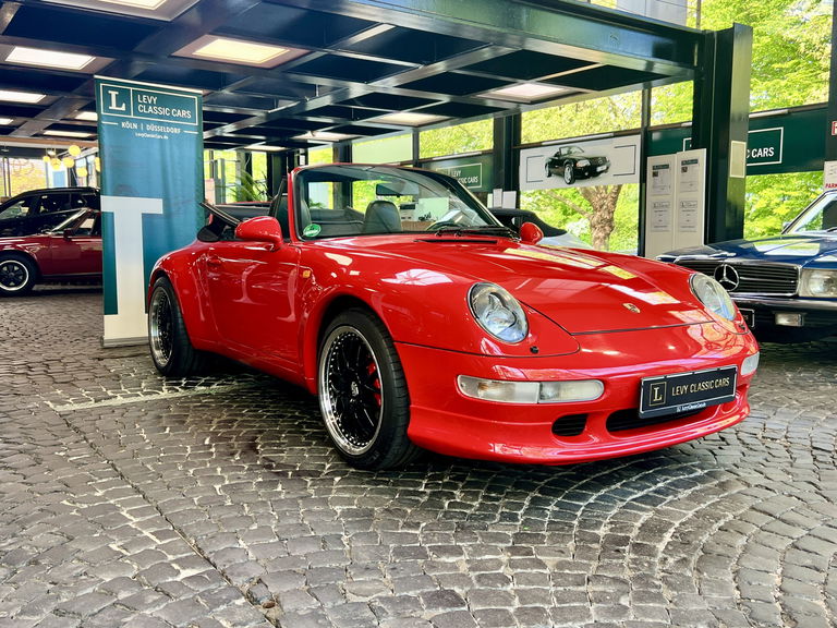 Porsche 993 Carrera 4