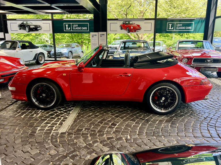 Porsche 993 Carrera 4