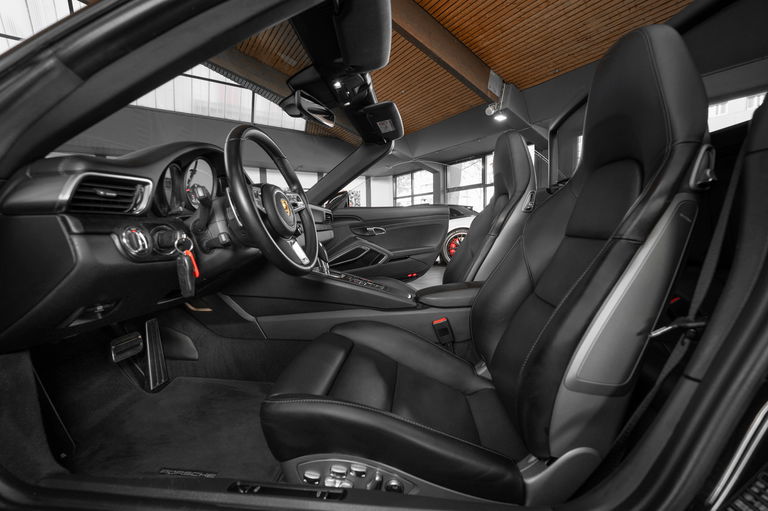 Porsche 991.2 Carrera 4 GTS