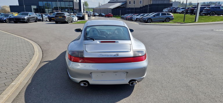 Porsche 996 Carrera 4S