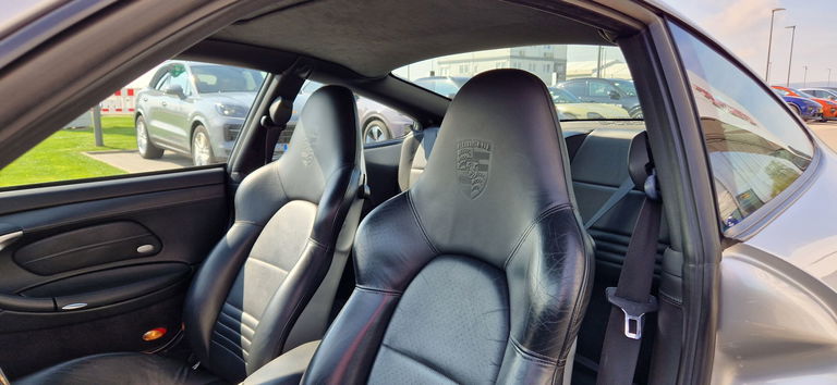 Porsche 996 Carrera 4S