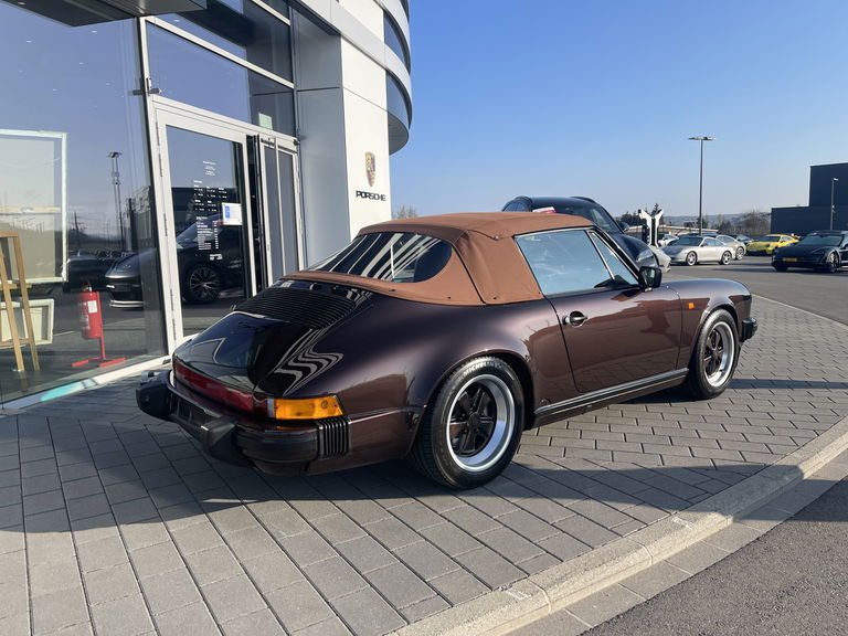 Porsche 911 Carrera 3.2 (KAT)