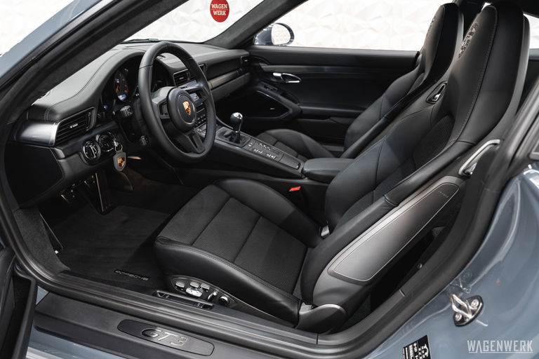 Porsche 991 GT3 Touring