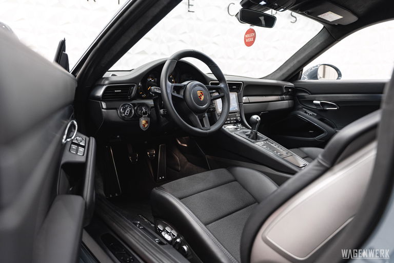 Porsche 991 GT3 Touring