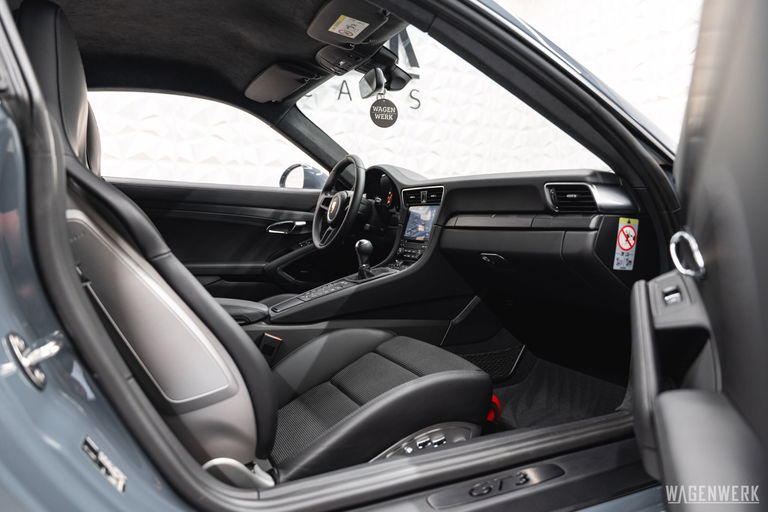 Porsche 991 GT3 Touring