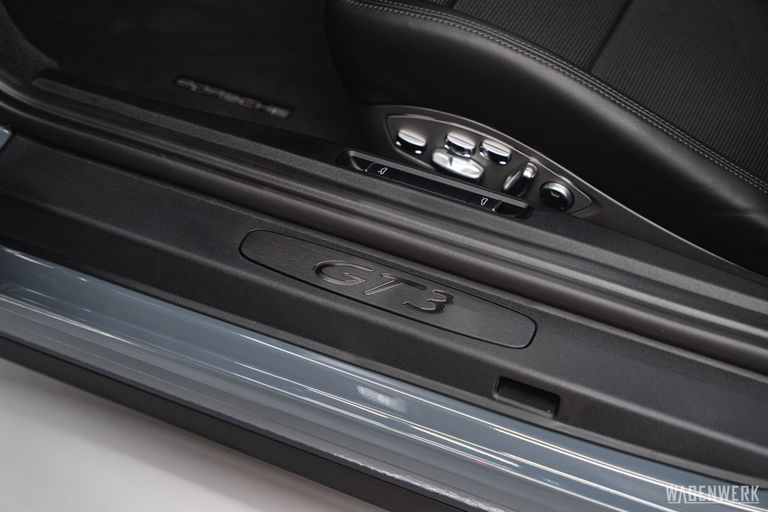 Porsche 991 GT3 Touring