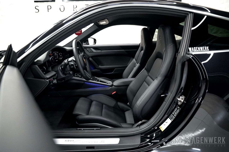 Porsche 992 Carrera S