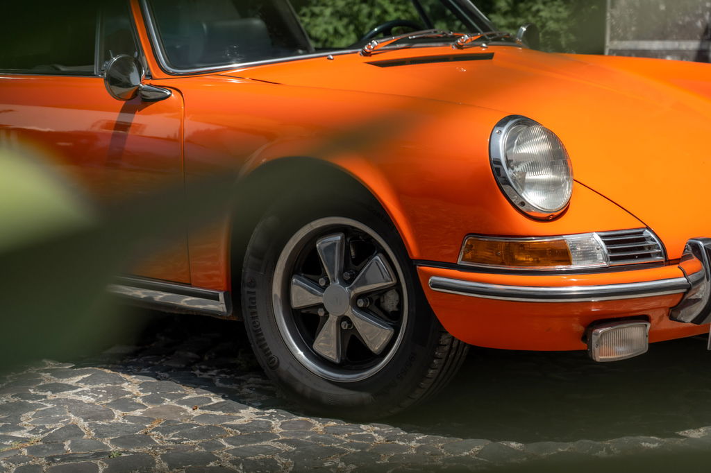 Porsche 911 T