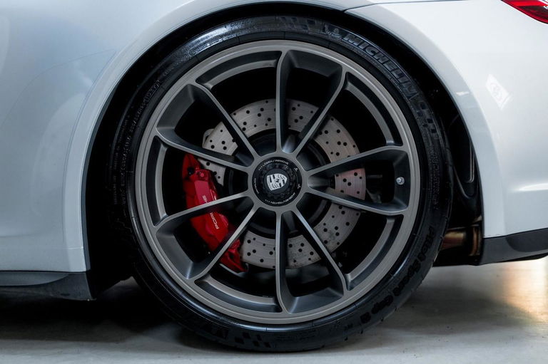 Porsche 991 GT3 Touring