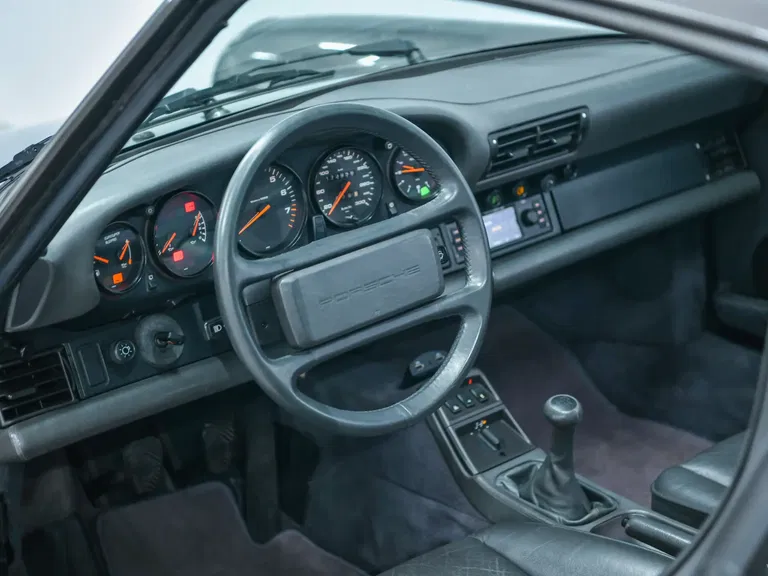 Porsche 964 Carrera 4