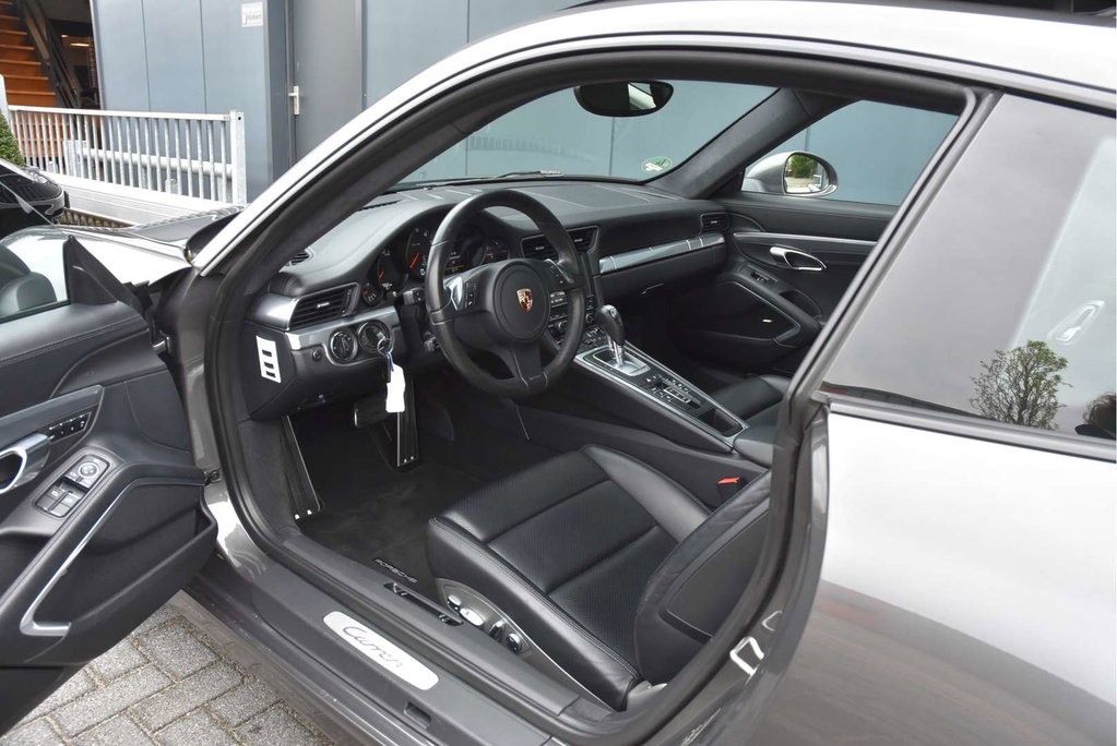 Porsche 991 Carrera