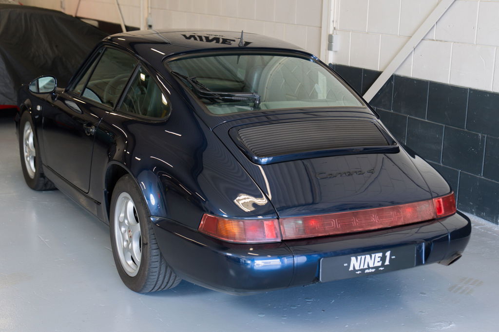 Porsche 964 Carrera 4