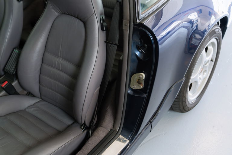 Porsche 964 Carrera 4