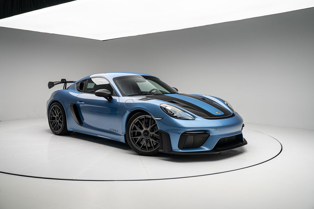 Porsche 718 Cayman GT4 RS