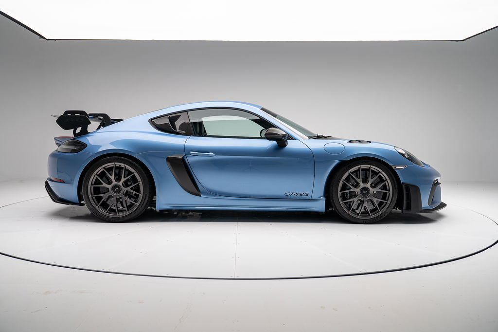 Porsche 718 Cayman GT4 RS