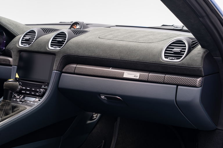 Porsche 718 Cayman GT4 RS