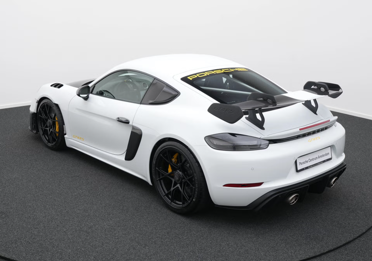 Porsche 718 Cayman GT4 RS