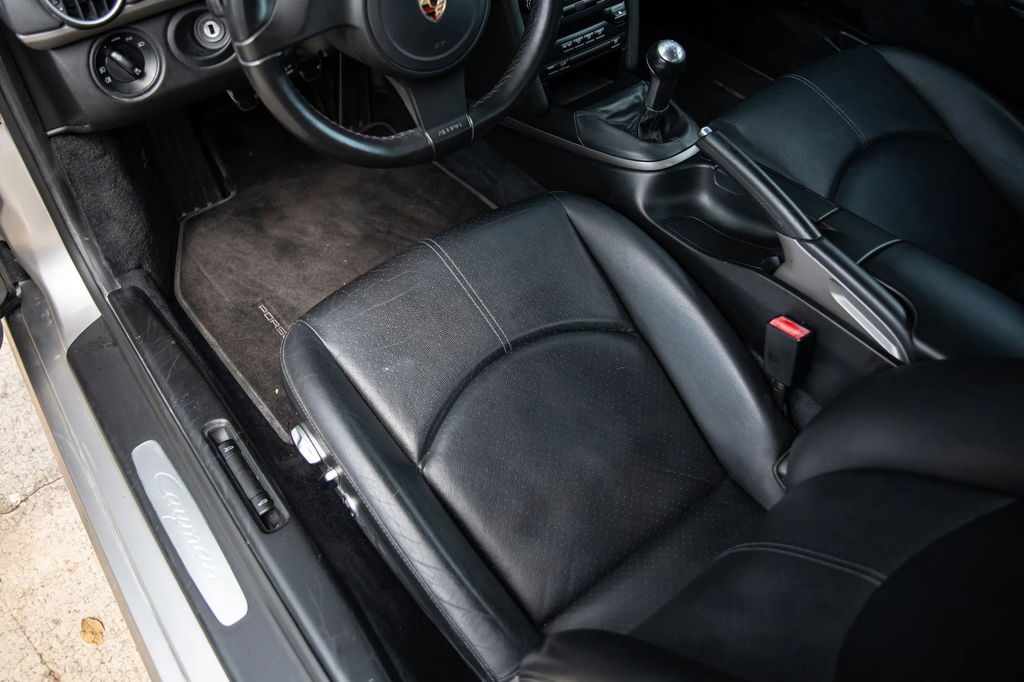 Porsche 987 Cayman