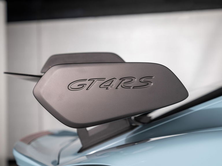 Porsche 718 Cayman GT4 RS