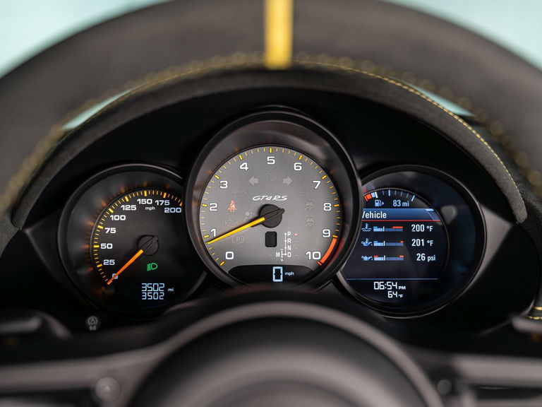 Porsche 718 Cayman GT4 RS