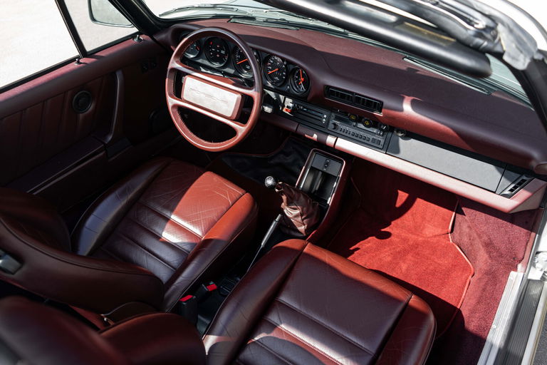 Porsche 911 Carrera 3.2