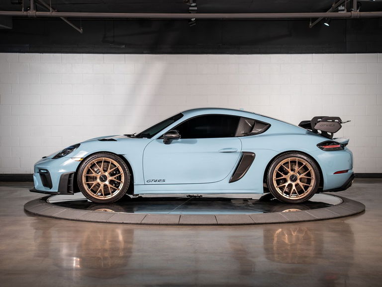 Porsche 718 Cayman GT4 RS