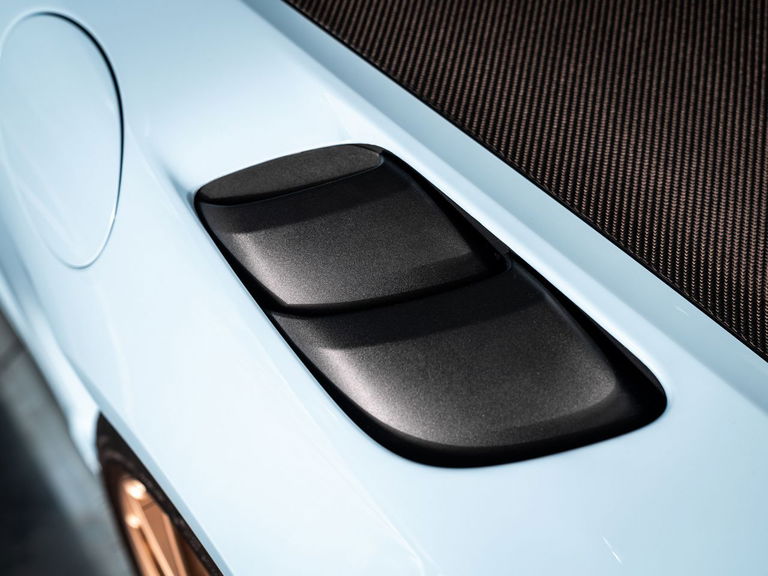 Porsche 718 Cayman GT4 RS