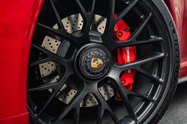 Porsche 991 Carrera GTS