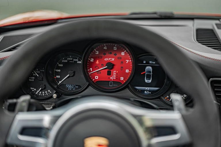 Porsche 991 Carrera GTS