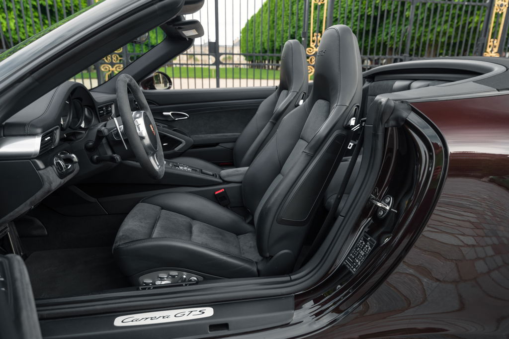 Porsche 991 Carrera GTS