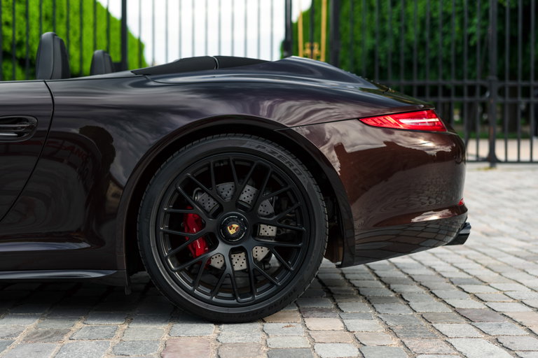 Porsche 991 Carrera GTS