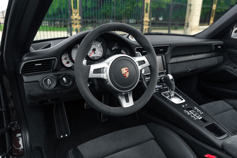 Porsche 991 Carrera GTS
