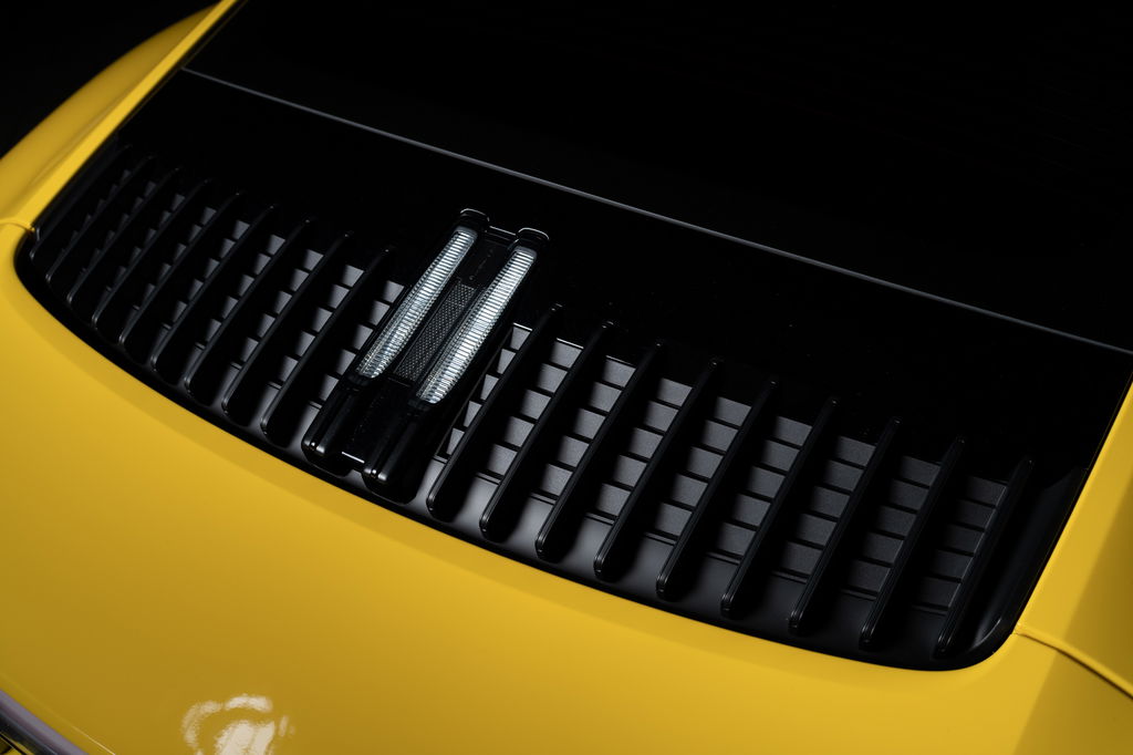 Porsche 992 Carrera GTS