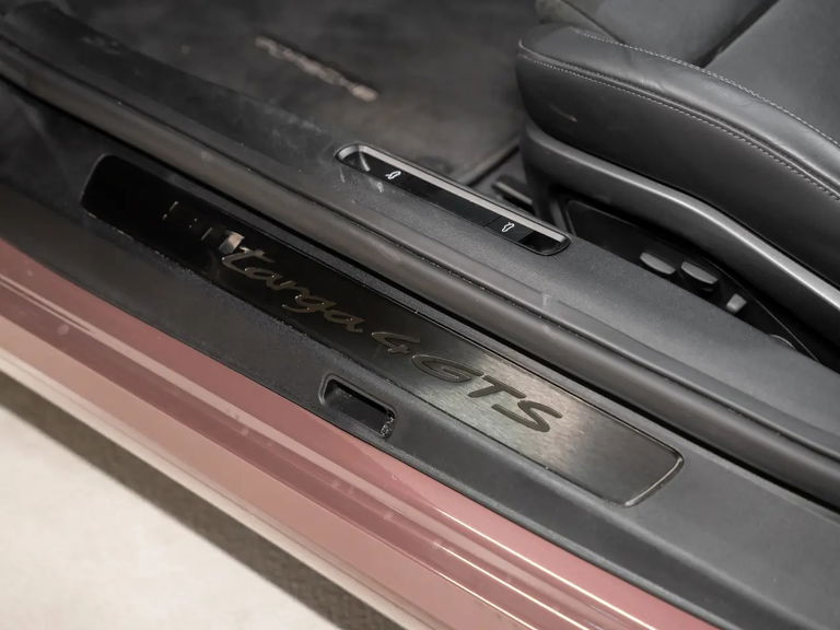 Porsche 992 Targa 4 GTS