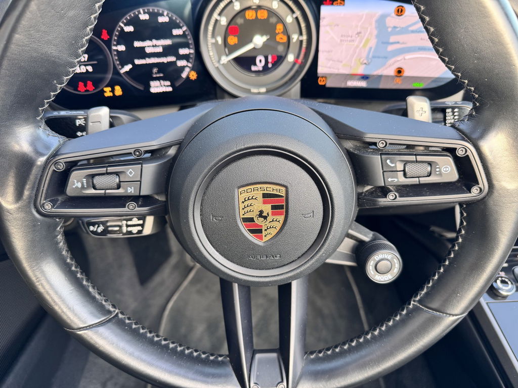 Porsche 992 Carrera 4S