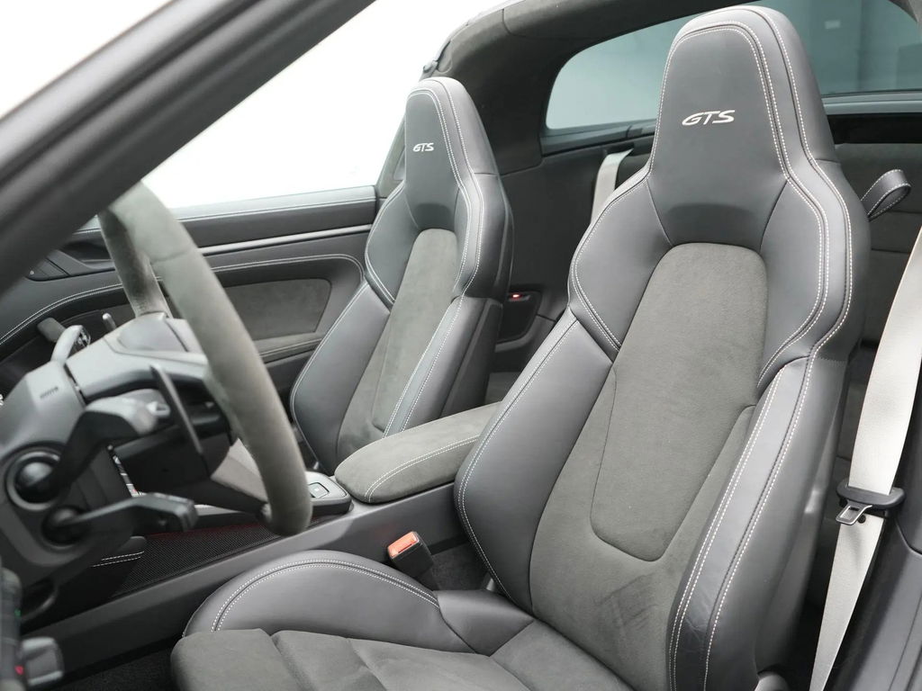 Porsche 992 Targa 4 GTS