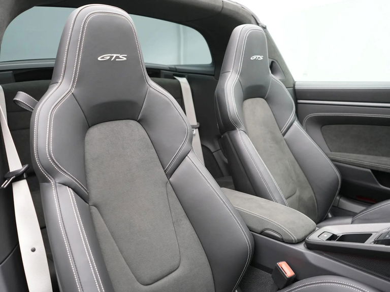 Porsche 992 Targa 4 GTS