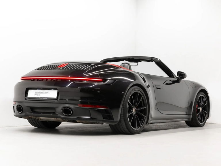 Porsche 992 Carrera 4S